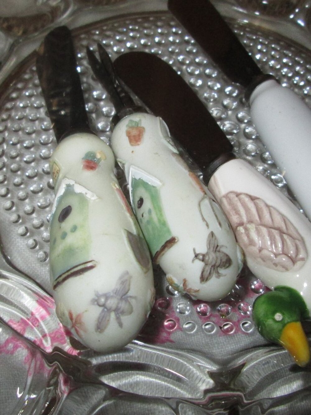 2 sets of cheese spreader sets Pfaltzgraff ceramic sett birdhouses and ducks